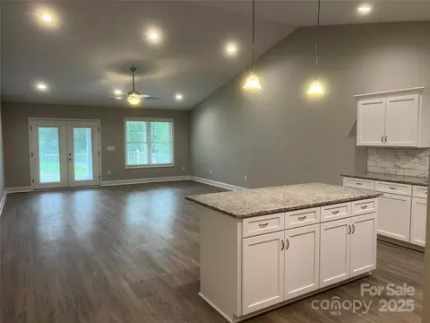 302 E Boyd Unit B St UNIT B, Maiden, NC 28650 photo 2