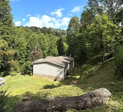 200 Sunrise Rdg, Marshall, NC 28753