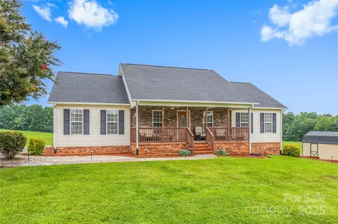 1342 Bear Creek Church Rd, Mocksville, NC 27028