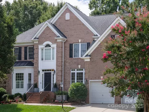 19112 Glouster Ct, Cornelius, NC 28031