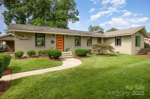 4200 Firethorne Rd, Charlotte, NC 28205