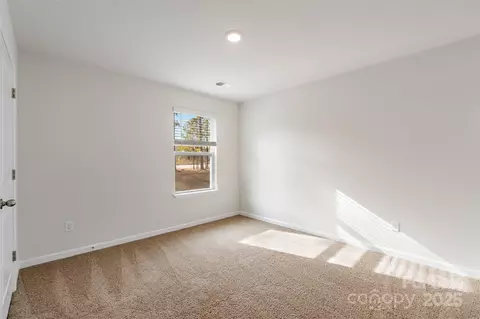 Bedroom - 172 Callie River Ct, Clyde, NC 28721 photo 3 of 4