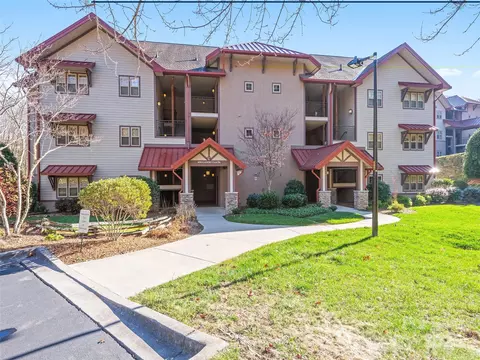 1650 Country Club 102 C Dr #102 C, Maggie Valley, NC 28751