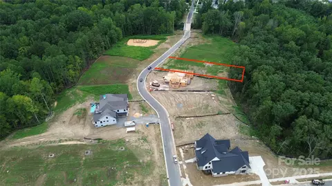 1413 Samuel Spencer 3 Pkwy #3, Davidson, NC 28036