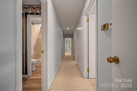 Entry Way - 106 Blue Bird Ln, Tryon, NC 28782 photo 1 of 3