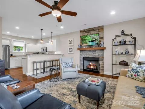 148 Red Hawk 12 Knl #12, Lake Lure, NC 28746