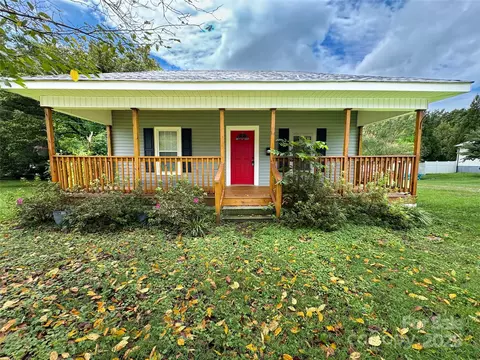 818 Grier St, Lincolnton, NC 28092