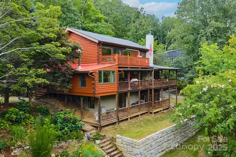 150 Avondale Ridge Rd, Asheville, NC 28803