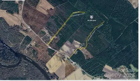 380 Harfam Rd, Vanceboro, NC 28586