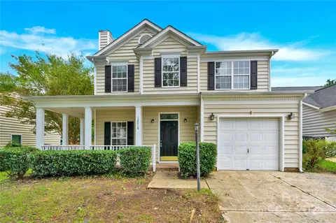 12016 Gemstone Ct, Charlotte, NC 28269