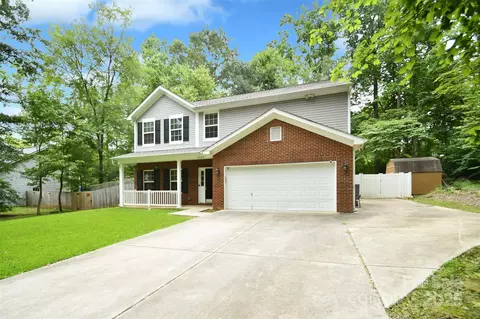 12120 Canal Dr, Huntersville, NC 28078