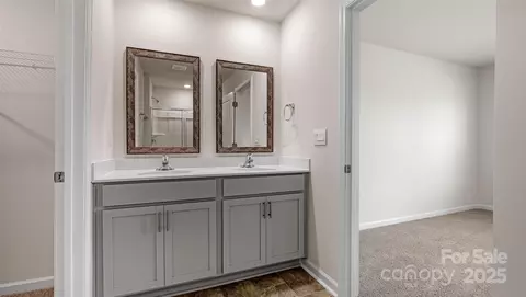 Entry Way - 33 Callie River Ct, Clyde, NC 28721 photo 4 of 4