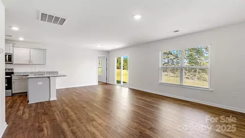 Living - 33 Callie River Ct, Clyde, NC 28721 photo 2 of 2