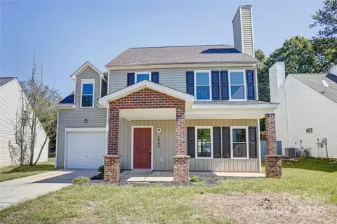 6008 Linda Vista Ln, Charlotte, NC 28216