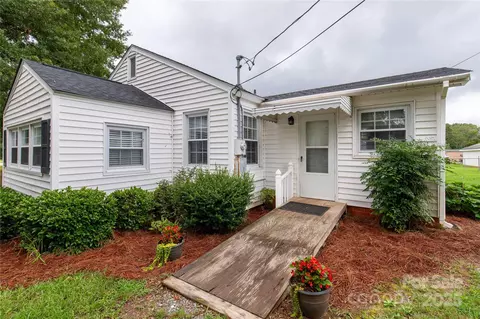 Exterior - 1015 Grace Ave, Lancaster, SC 29720 photo 1 of 1