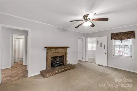 Living - 1015 Grace Ave, Lancaster, SC 29720 photo 2 of 4