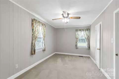 Bedroom - 1015 Grace Ave, Lancaster, SC 29720 photo 4 of 5