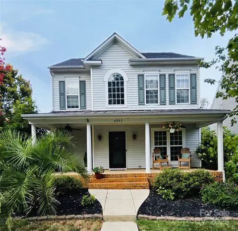 6903 Tanners Creek Dr, Huntersville, NC 28078
