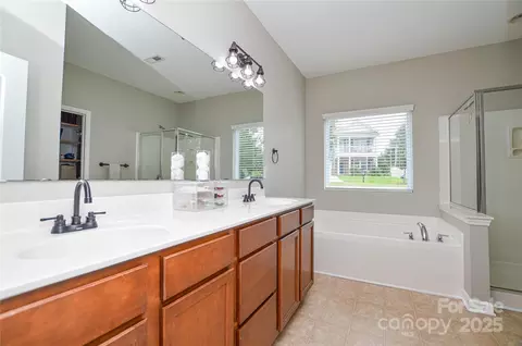 Bath - 86506 Arrington Rd, Lancaster, SC 29720 photo 1 of 3