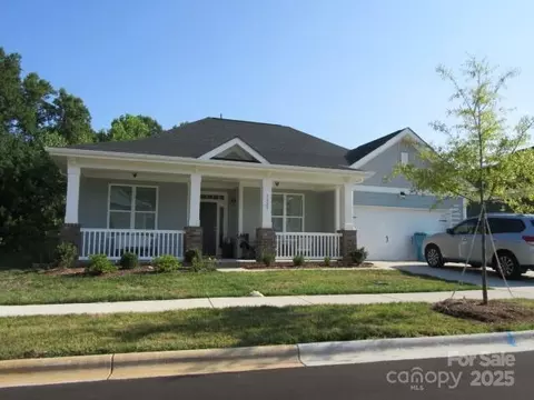 1323 Assembly St, Belmont, NC 28012