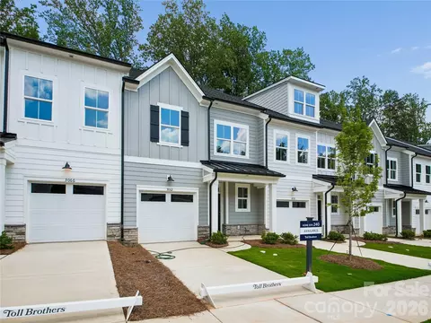 3062 Finchborough 240 Ct #240, Charlotte, NC 28269