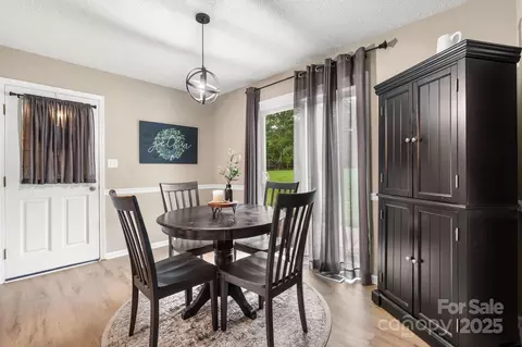 Dining - 2169 E Winds Ave, Morganton, NC 28655 photo 4 of 4