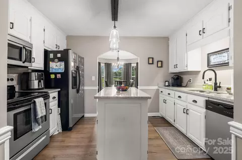 Kitchen - 2169 E Winds Ave, Morganton, NC 28655 photo 2 of 3