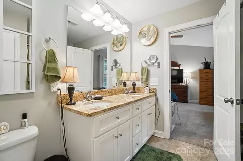 Bath - 703 Brookcrest Dr, Kannapolis, NC 28081 photo 2 of 5