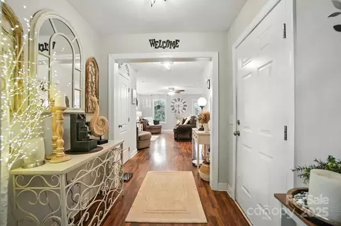 Entry Way - 703 Brookcrest Dr, Kannapolis, NC 28081 photo 1 of 4