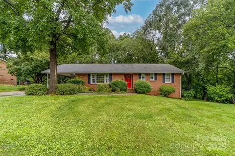 123 Forest Dr, Belmont, NC 28012