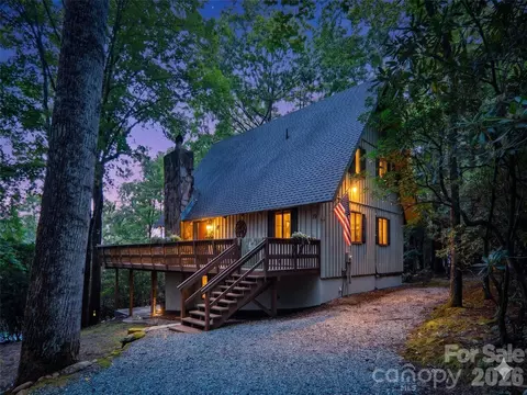 19 High Terrain Dr, Burnsville, NC 28714
