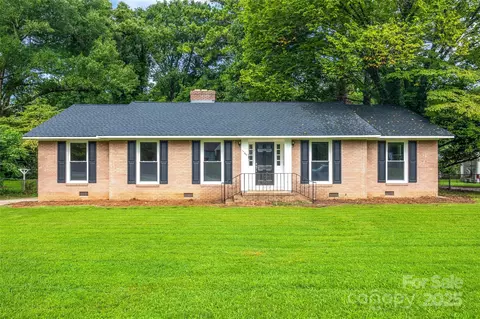 1167 India Hook Rd, Rock Hill, SC 29732