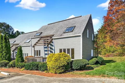 3 Lynx Dr # B, Black Mountain, NC 28711