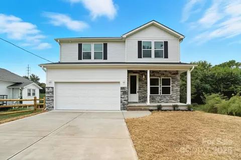 335 Vance St, Kannapolis, NC 28081