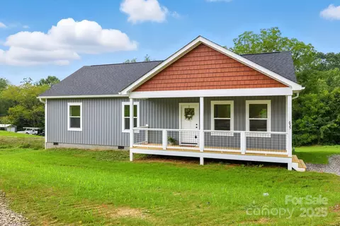 636 Silkwood Dr, Canton, NC 28716
