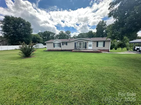 5173 N Highway 601 Hwy, Mocksville, NC 27028