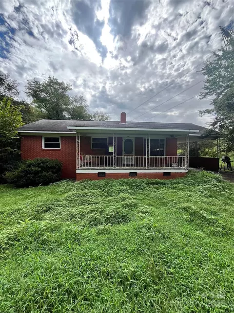 1908 Mayberry Rd, Dallas, NC 28034