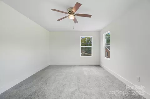 846 Murphy St, Kannapolis, NC 28081 photo 26