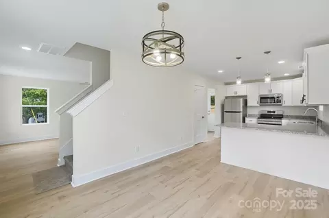 846 Murphy St, Kannapolis, NC 28081 photo 10