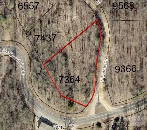 999999 N Pointe 1 Dr #1, Zirconia, NC 28790