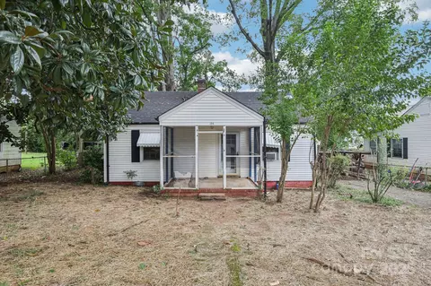 134 S Gregg St, Charlotte, NC 28208