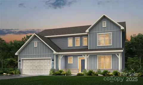 3300 Meadow Wood Ct, Maiden, NC 28650