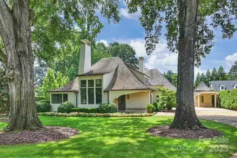 3912 Beresford Rd, Charlotte, NC 28211