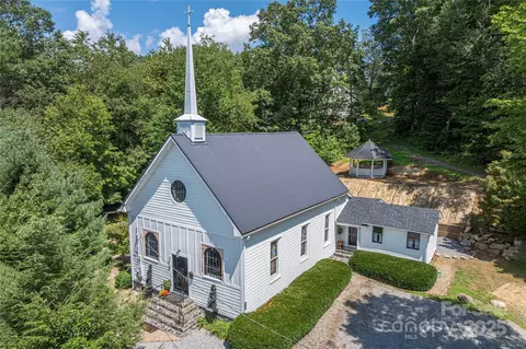 1202 Iron Duff Rd, Waynesville, NC 28785