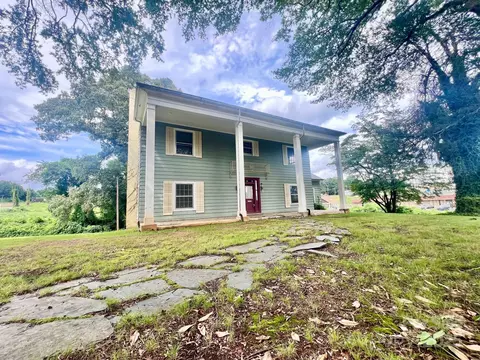 347 E Main Ave, Taylorsville, NC 28681