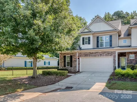 2203 Whitford Ln, Charlotte, NC 28210