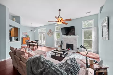 8525 Indian Summer Trl, Harrisburg, NC 28075