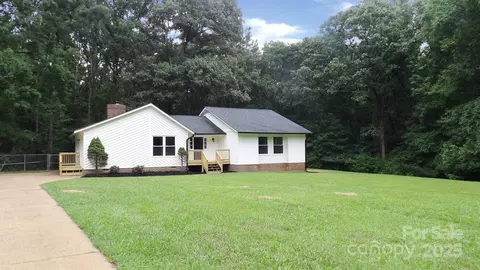 893 Woodway Ln, Rock Hill, SC 29732