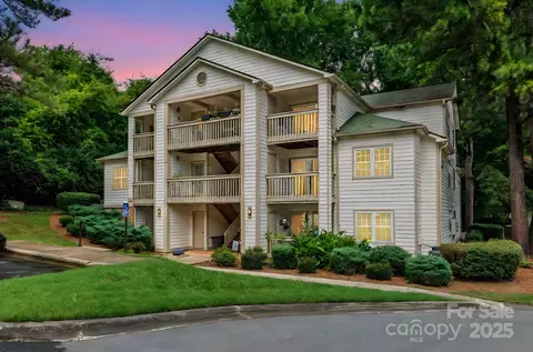 1052 Churchill Downs C Ct #C, Charlotte, NC 28211