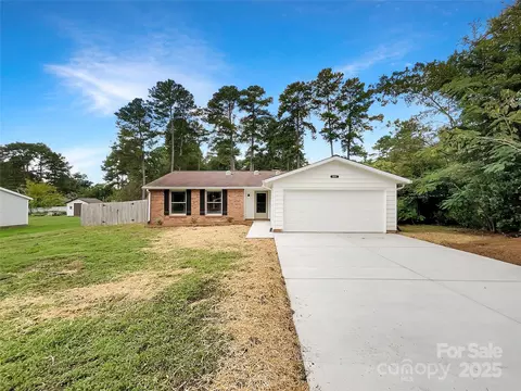 2222 Merimac Dr, Charlotte, NC 28273
